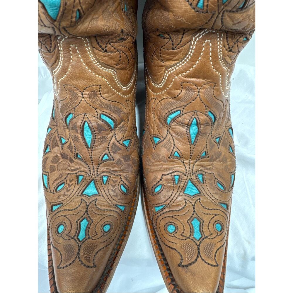 💥Brown and Blue Western Boots - Picture 8 of 13